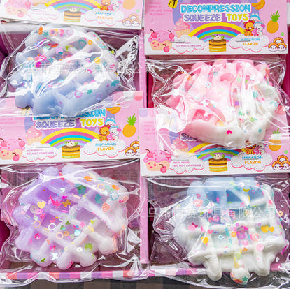 1.【 Mia 】Decompression squeeze toys  Lucky bags  (arrive about 7-12 days)